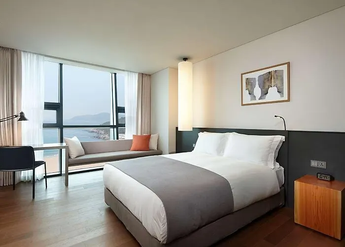 Shilla Gimhae Airport - Noksan Hotel Pusan